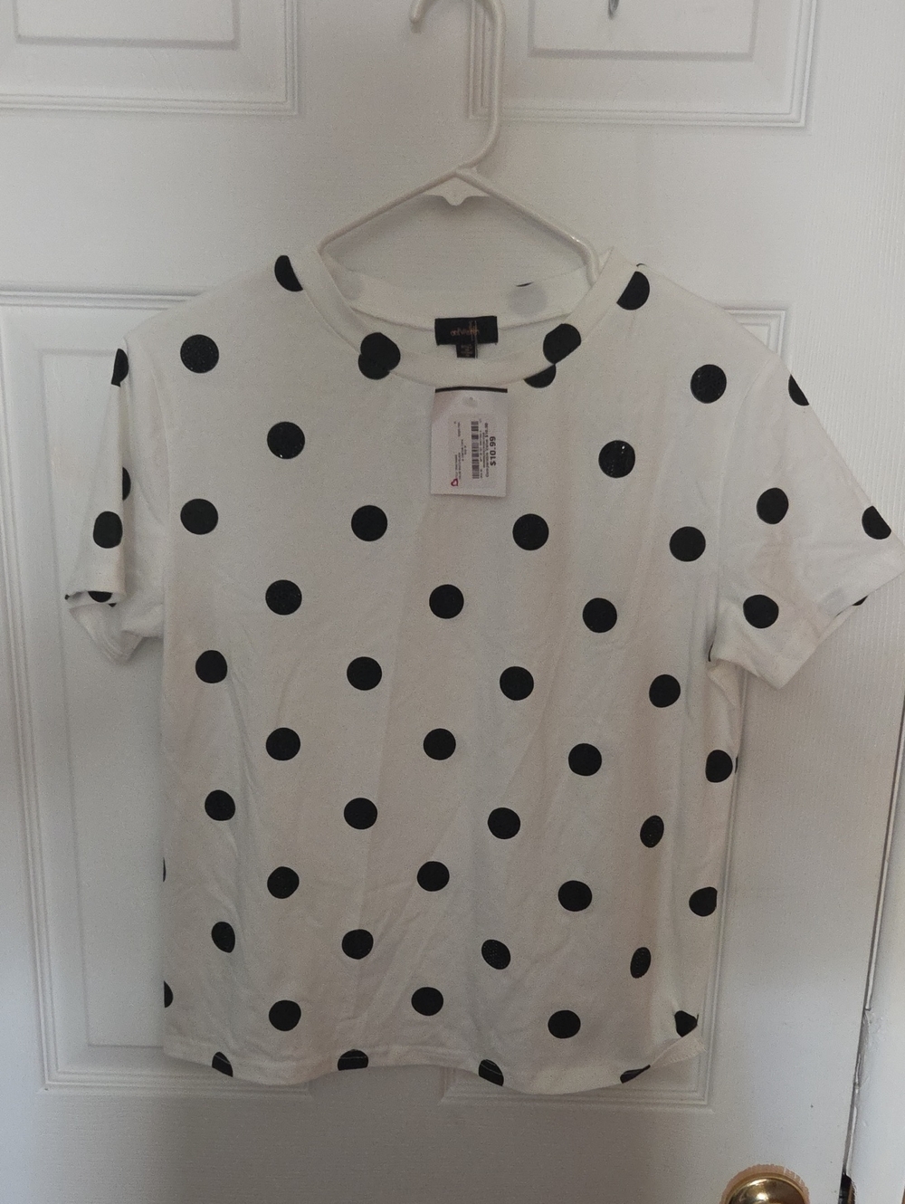 Polka Dot Short Sleeve Woman Top - Black on White